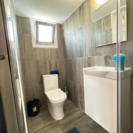 Adonis - Apartment Nikosia