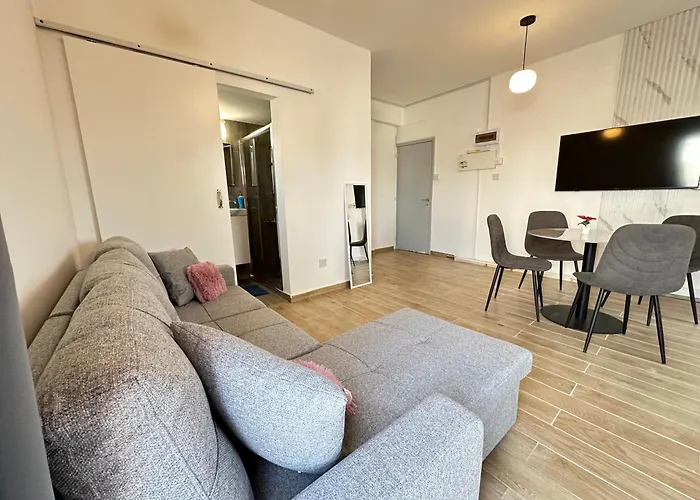 Adonis - Apartment *