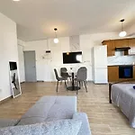 Adonis - Apartment