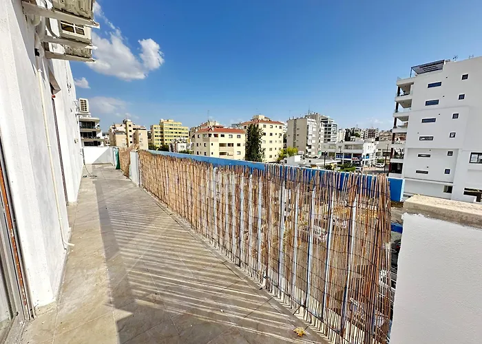 Adonis - Никосия